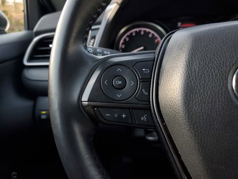 Used 2024 Toyota Camry SE image 20