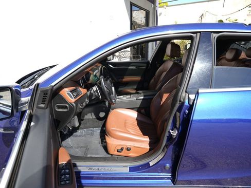 Used 2015 Maserati Ghibli S Q4 AWD/4WD image 19