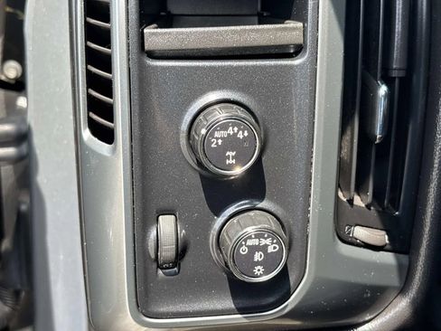 Used 2017 Chevrolet Silverado 1500 LT w/ All Star Edition AWD/4WD image 17