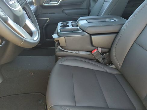 New 2026 GMC Sierra 1500 SLT AWD/4WD image 18