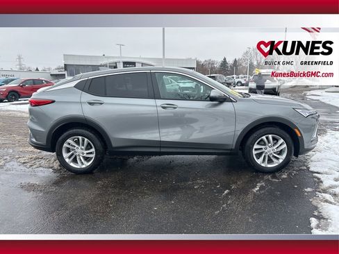 New 2026 Buick Envista Preferred w/ Convenience I Package image 2