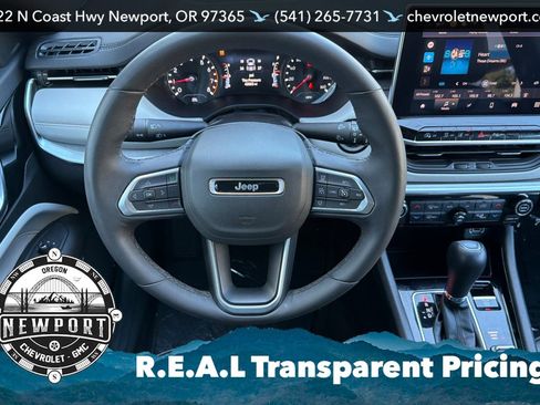 Used 2025 Jeep Compass Limited AWD/4WD image 14