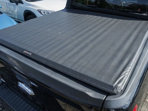 Used 2022 Ford Maverick Lariat w/ Lariat Luxury Package image 9