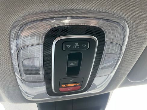 Used 2025 Hyundai Elantra SEL FWD image 19