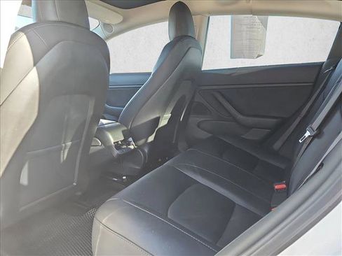 Used 2019 Tesla Model 3 Long Range image 19