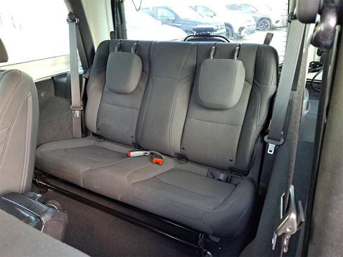 Used 2019 Jeep Wrangler Sport image 10