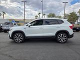 Used 2023 Volkswagen Taos SE image 3