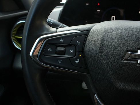 Used 2024 Chevrolet Trax ACTIV w/ Driver Confidence Package image 28