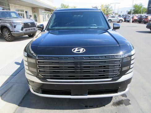 Used 2026 Hyundai Palisade Calligraphy AWD/4WD image 13