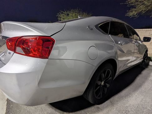 Used 2019 Chevrolet Impala LT FWD image 4