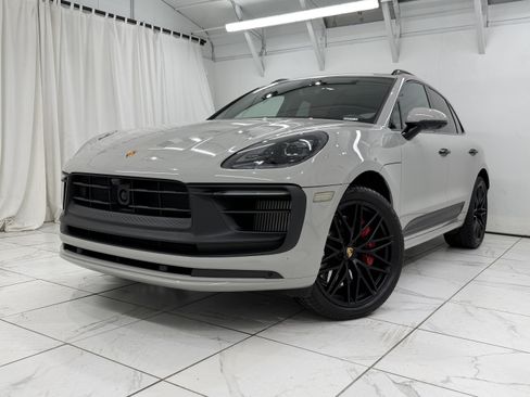Certified 2023 Porsche Macan GTS AWD/4WD image 8