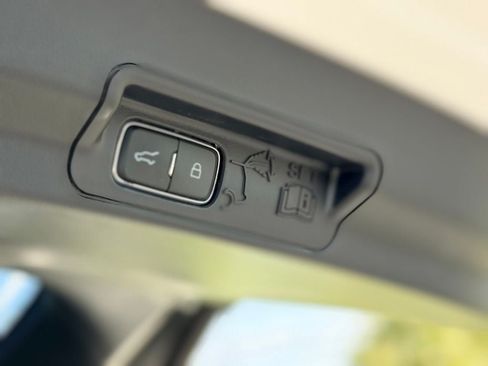Used 2021 Ford Explorer ST w/ Equipment Group 401A AWD/4WD image 36