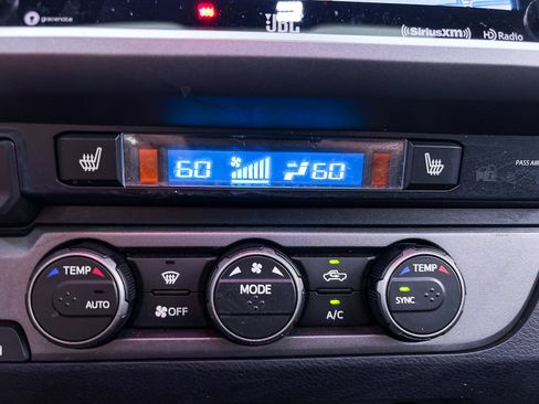 Used 2021 Toyota Tacoma TRD Pro AWD/4WD image 26
