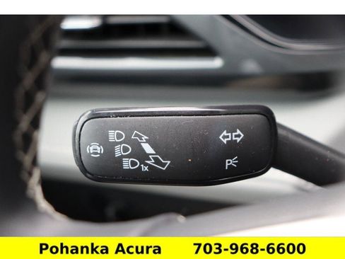 Used 2023 Volkswagen Taos SEL image 11