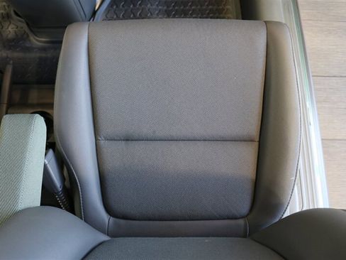 Used 2005 Honda Element EX image 61