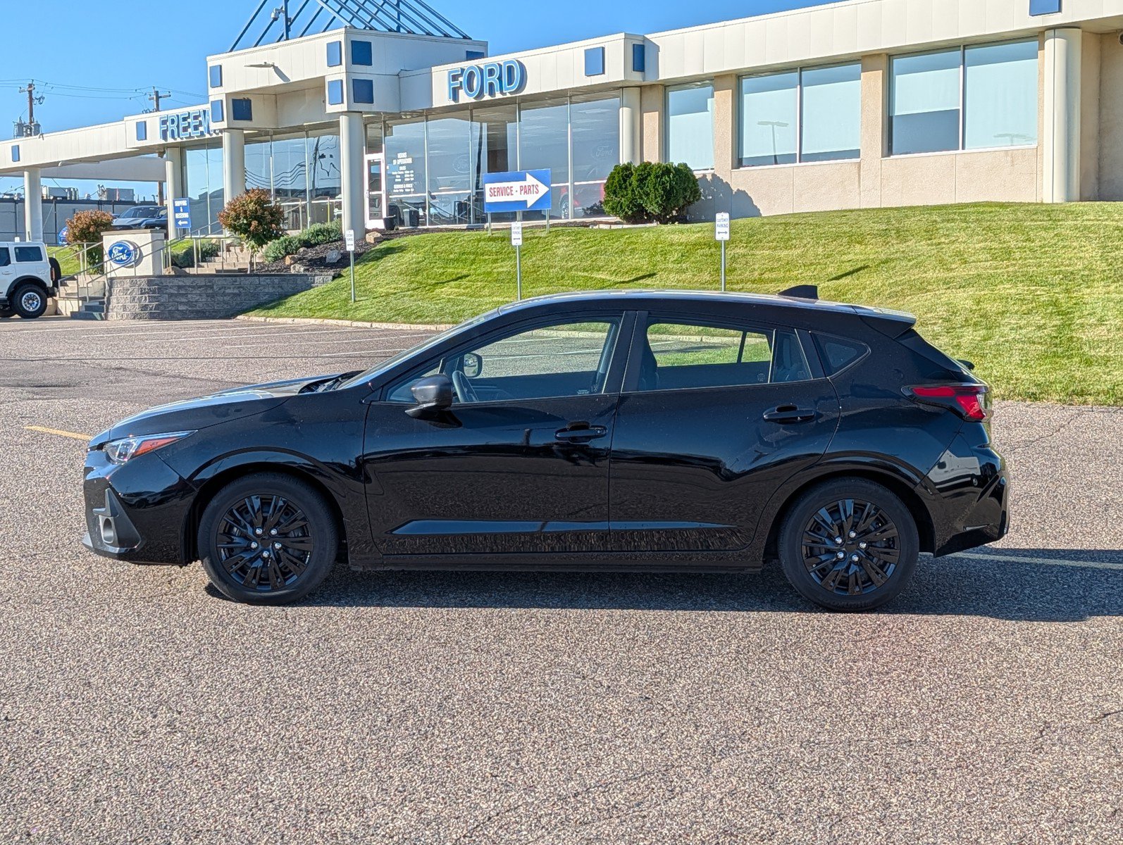 Used 2025 Subaru Impreza 2.0i AWD/4WD image 2