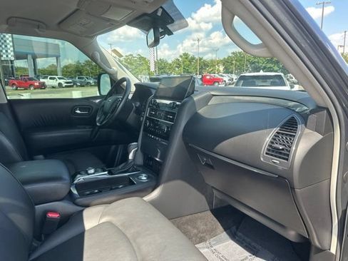 Used 2022 Nissan Armada SV w/ SV Appearance Package RWD image 35