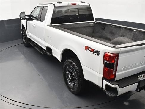 Used 2023 Ford F350 Lariat w/ Sport Appearance Package image 16