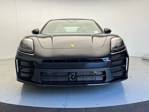 Used 2026 Porsche Panamera RWD image 25