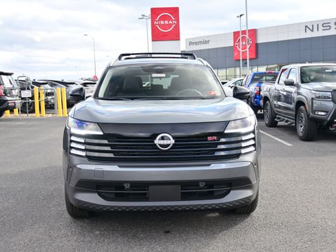 New 2026 Nissan Kicks SR w/ Cold Weather Package image 3