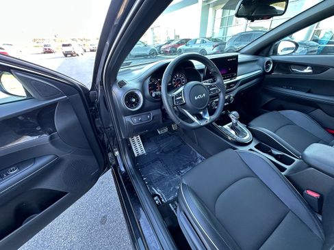 Used 2023 Kia Forte GT-Line w/ GT-Line Premium Package image 24