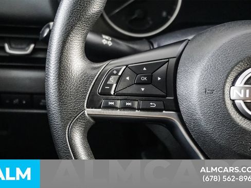 Used 2024 Nissan Sentra SV FWD image 25