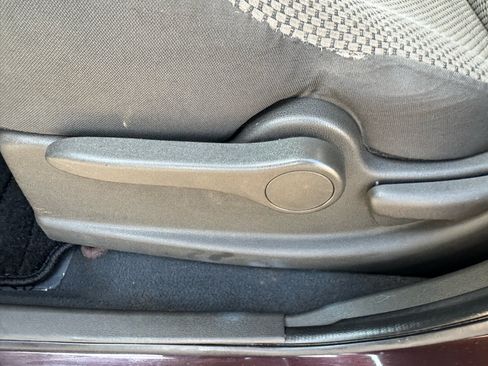 Used 2010 Nissan Cube 1.8 S Krom Edition w/ Interior Designer Pkg image 30