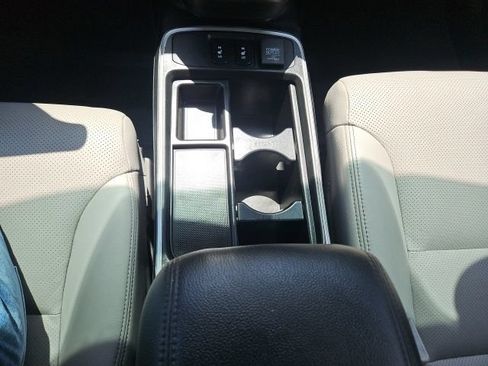 Used 2015 Honda CR-V EX-L image 24