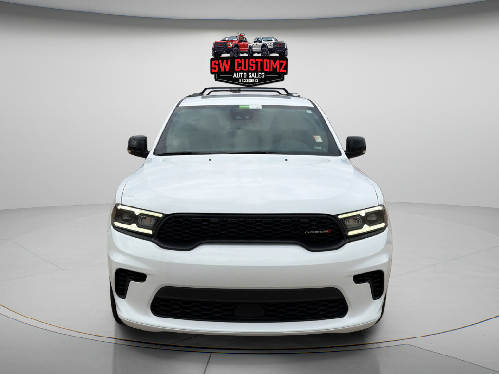 Used 2024 Dodge Durango GT RWD image 2
