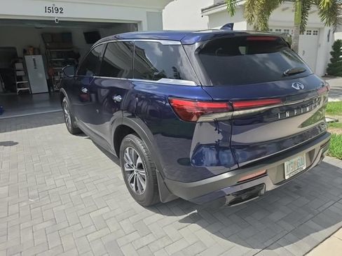 Used 2023 INFINITI QX60 Pure FWD image 3
