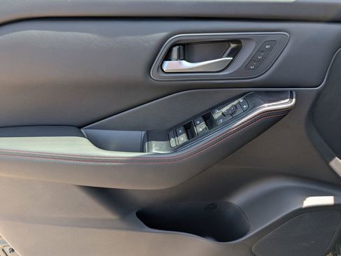 New 2026 Nissan Rogue SV w/ Rock Creek Premium Package AWD/4WD image 19
