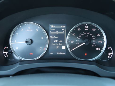 Used 2024 Lexus IS 350 F Sport RWD image 19