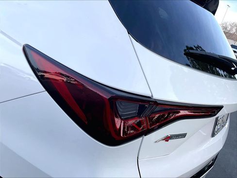Used 2023 Acura MDX A-Spec image 31