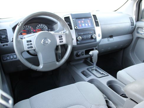 Used 2019 Nissan Frontier SV AWD/4WD image 18
