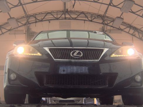 Used 2012 Lexus IS 250 image 3