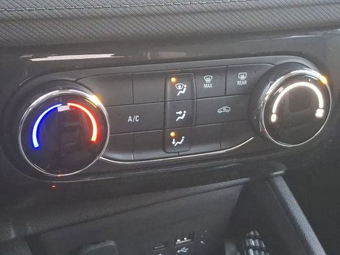 Used 2024 Chevrolet TrailBlazer LT image 25