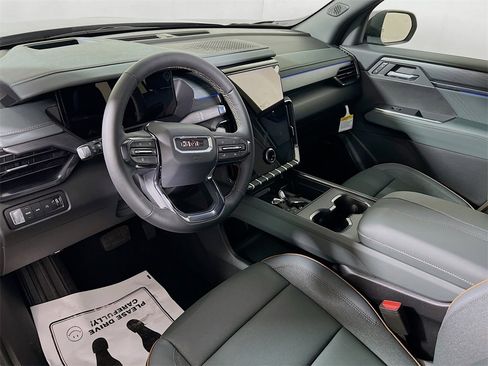 New 2026 GMC Acadia AT4 w/ Luxury Package image 10