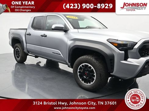 Used 2024 Toyota Tacoma TRD Off-Road AWD/4WD image 1