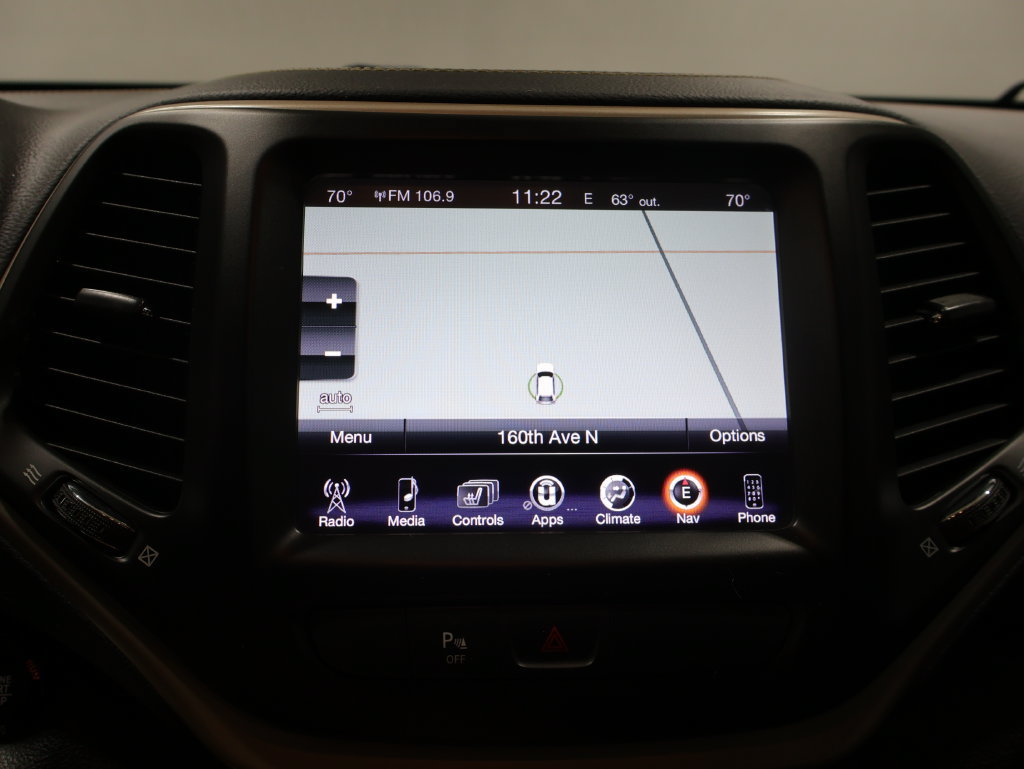 Used 2018 Jeep Cherokee Limited w/ Trailer Tow Group AWD/4WD image 27