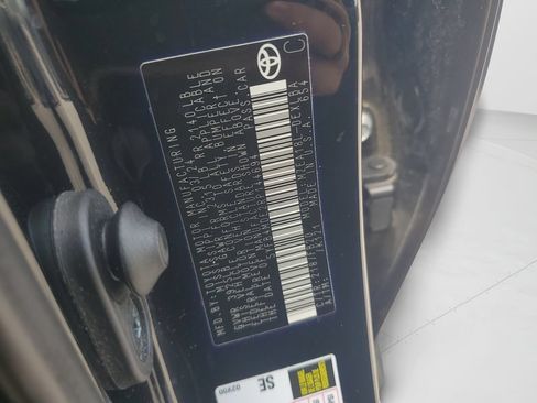 Used 2024 Toyota Corolla LE FWD image 27