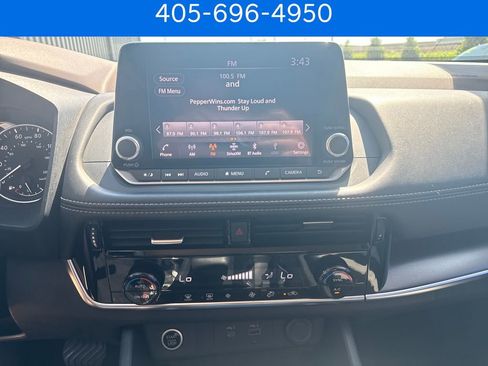 Used 2022 Nissan Rogue SV FWD image 23
