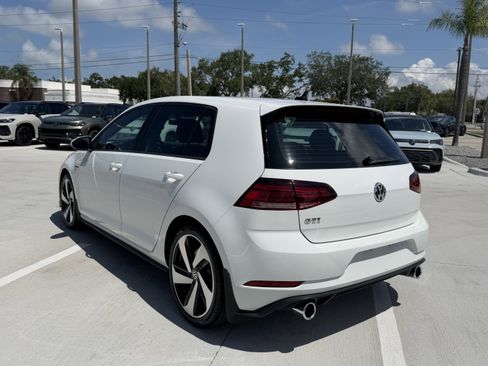 Used 2018 Volkswagen GTI SE FWD image 5
