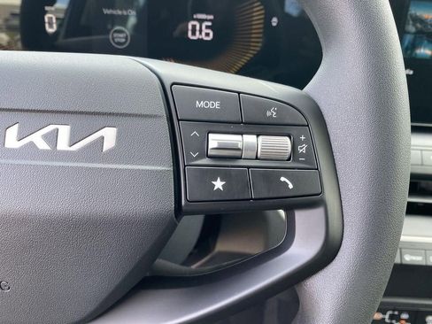 New 2026 Kia K4 LXS image 33