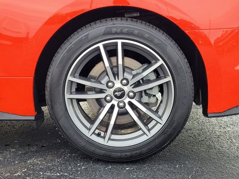 Used 2016 Ford Mustang GT Premium RWD image 11