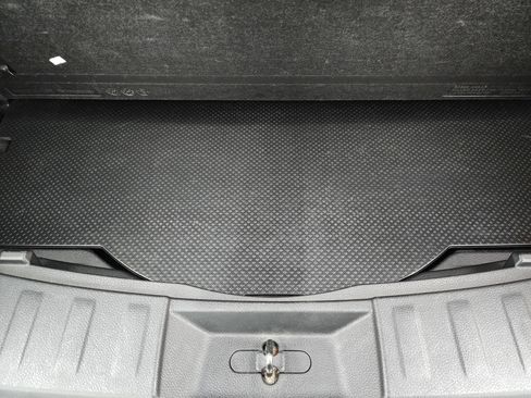 Used 2016 Nissan Rogue SV image 28