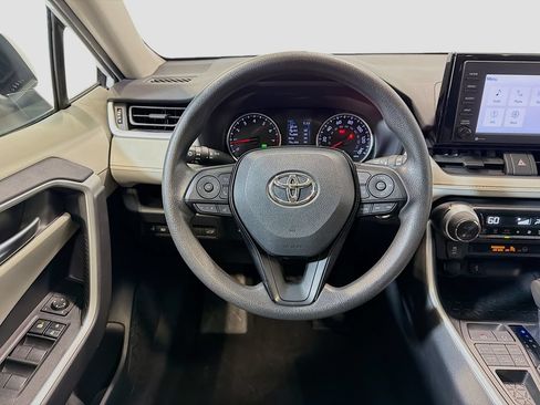 Used 2021 Toyota RAV4 XLE w/ Convenience Package AWD/4WD image 22