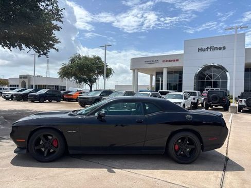 Used 2020 Dodge Challenger R/T w/ Plus Package RWD image 8