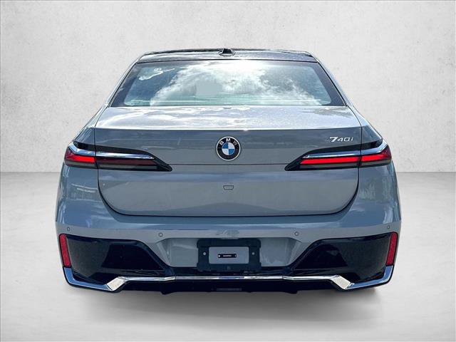 Certified 2024 BMW 740i RWD image 4