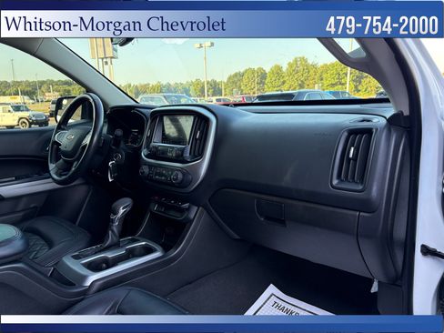Used 2022 Chevrolet Colorado LT w/ LT Convenience Package AWD/4WD image 11