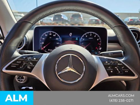 Used 2025 Mercedes-Benz C 300 Sedan image 26